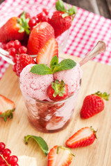 Strawberry ice cream
