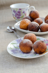 Doughnut balls