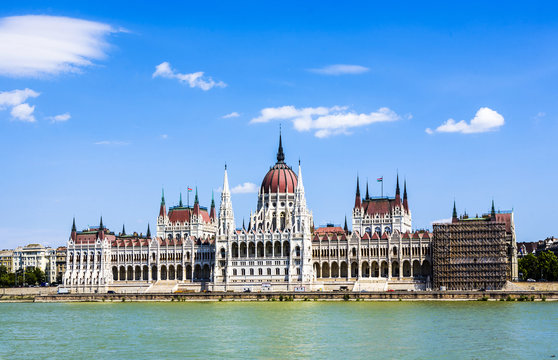 famous parliament of Hungary in Budapest