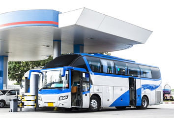 Refueling station