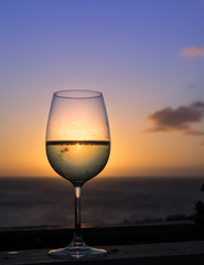 Obraz premium Glass of white wine