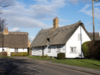 Fototapeta na wymiar Old Thatched Cottages Lode Cambridgeshire 