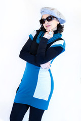 Donna in posa tranquilla che ricorda