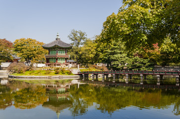 Fototapeta premium Korean temple, Emperors island in Gyeongbokgung palace. Seoul