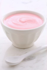 Fresh strawberry yogurt