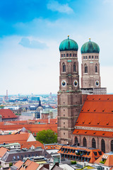 Naklejka premium Widok na miasto z Monachium, Frauenkirche, Niemcy