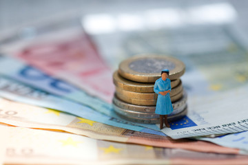 Frau und Geld