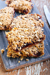 Wholewheat, oat bars
