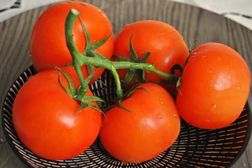 Foto auf Leinwand Heerlijke verse tomaten © trinetuzun