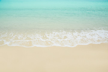 Fototapeta na wymiar Wave Sea on the sand beach