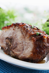 baked pig meat