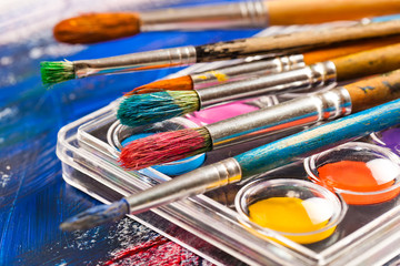 Obraz premium Paints and brushes