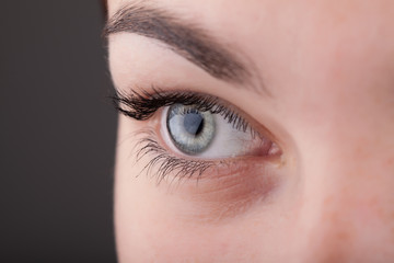 Obraz premium Portrait of a pretty girl close up eye