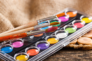 Obraz premium Paints and brushes