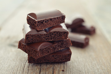 Porous chocolate
