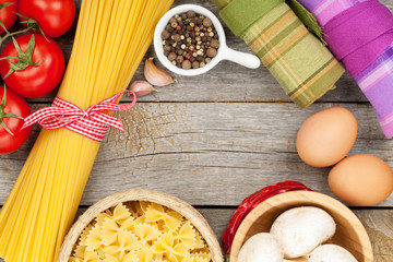 Pasta, tomatoes, mushrooms and eggs