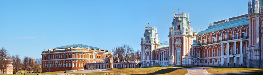 Усадьба Царицыно. Большой дворец и Хлебный дом