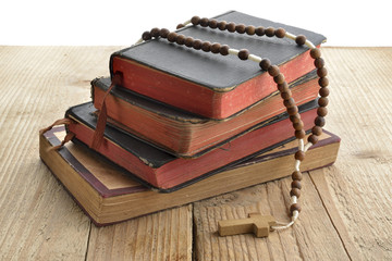 vecchi libri e rosario