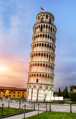 Scheve toren van Pisa, Italië