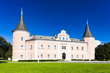 Fototapeta na wymiar castle of Sokolov, Czech Republic