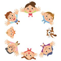 バンザイをする家族