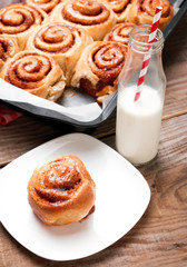 Milk and cinnamon buns