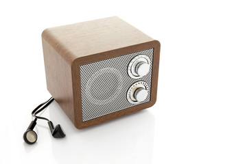 Retro style mini radio player