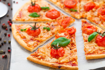Vegetarian pizza with cherry tomatoes