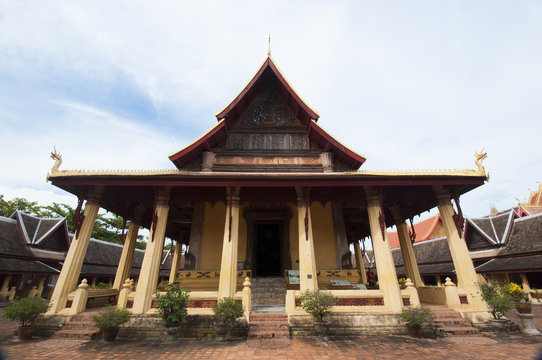 Buddhist wat Sisaket in Vientiane, Laos