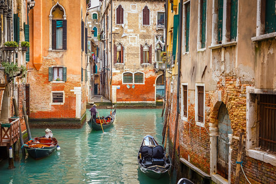 Fototapeta Canal in Venice