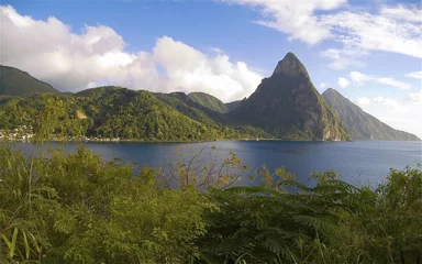 Deurstickers Pitons Soufriere 3 Santa Lucia Caribbean © into the wild