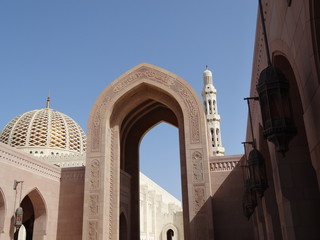 Sultan Qaboos Qabus Grand Mosque Mosquée Muscat Mascate Oman