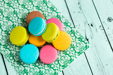 Fototapeta na wymiar traditional french colorful macarons