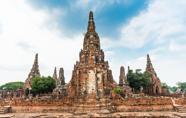 Fototapeta premium Ruins of ancient Chaiwattanaram temple in Ayuttaya, Thailand