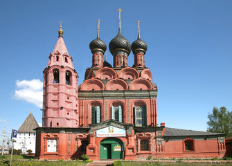 Fototapeta na wymiar The Church Of The Epiphany. Yaroslavl. Russia