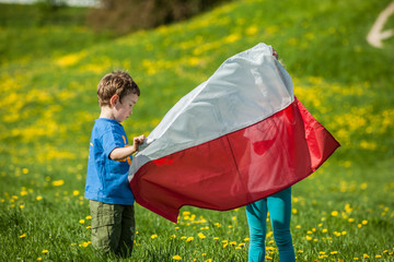 	children with Polish flag - obrazy, fototapety, plakaty