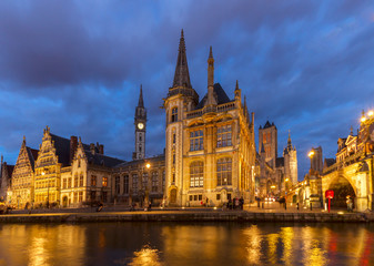 Obraz premium Old Buildings With Canal, Ghent