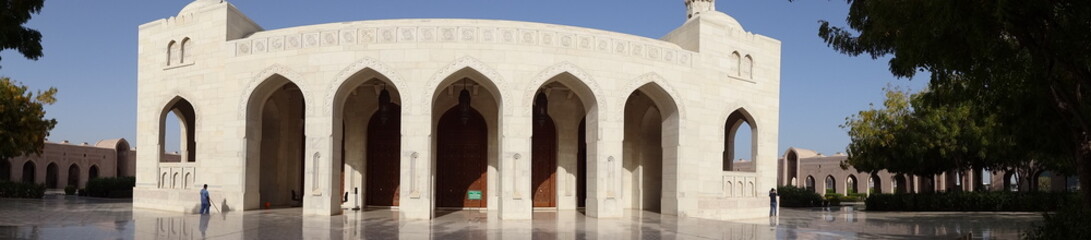 Sultan Qaboos Qabus Grand Mosque Mosquée Muscat Mascate Oman