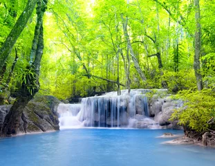 Foto op Plexiglas Erawan waterfall in Thailand. Beautiful nature background © Banana Republic