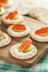 Salmon and Cracker Hor D'oeuvres