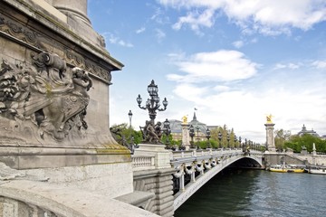 pont Alexandre III, de la rive gauche au Grand Palais (Paris)