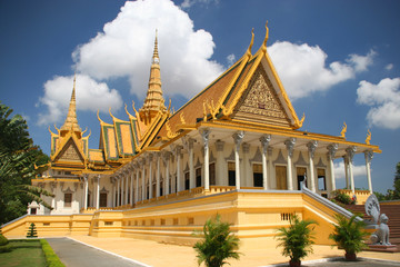 Royal palace in Phnom Penh - obrazy, fototapety, plakaty