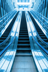 escalator going up stair
