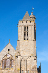 Fototapeta na wymiar Katedra w święta Samson Dol de Bretagne