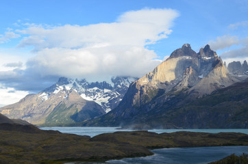 Obraz na płótnie Canvas Blue massif in Torres del Paine