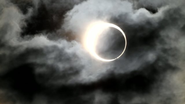 annular solar eclipse at 2012 in Japan