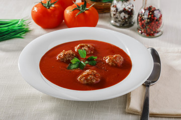 tomato soup with meatballs