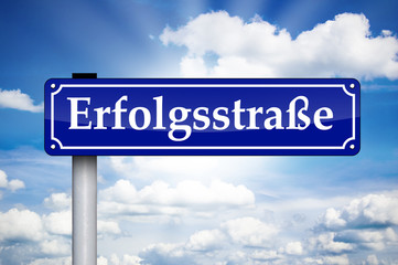 Schild Antik mit Erfolgsstraße
