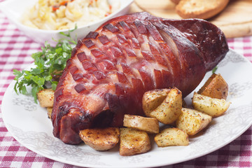 Roasted pork knuckle