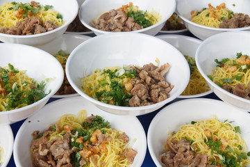 Noodle pork